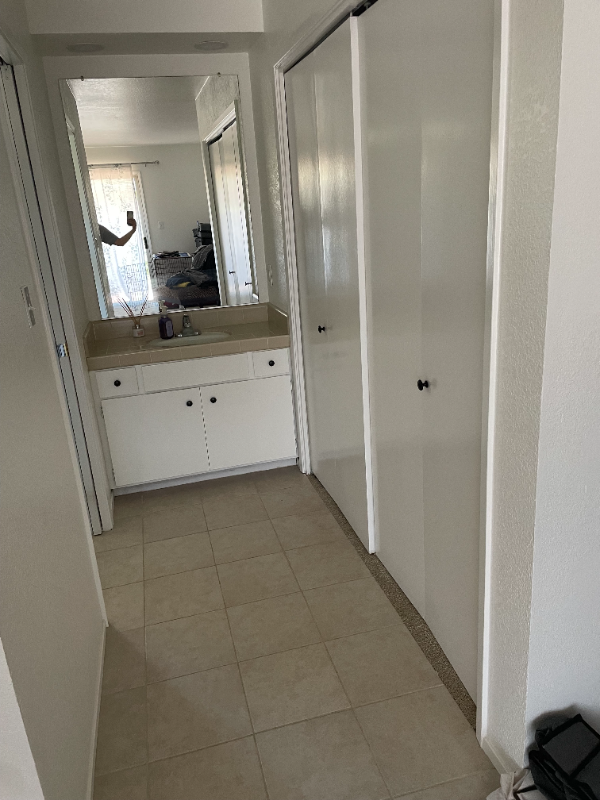 2291 University Ave - Photo 6 of 8