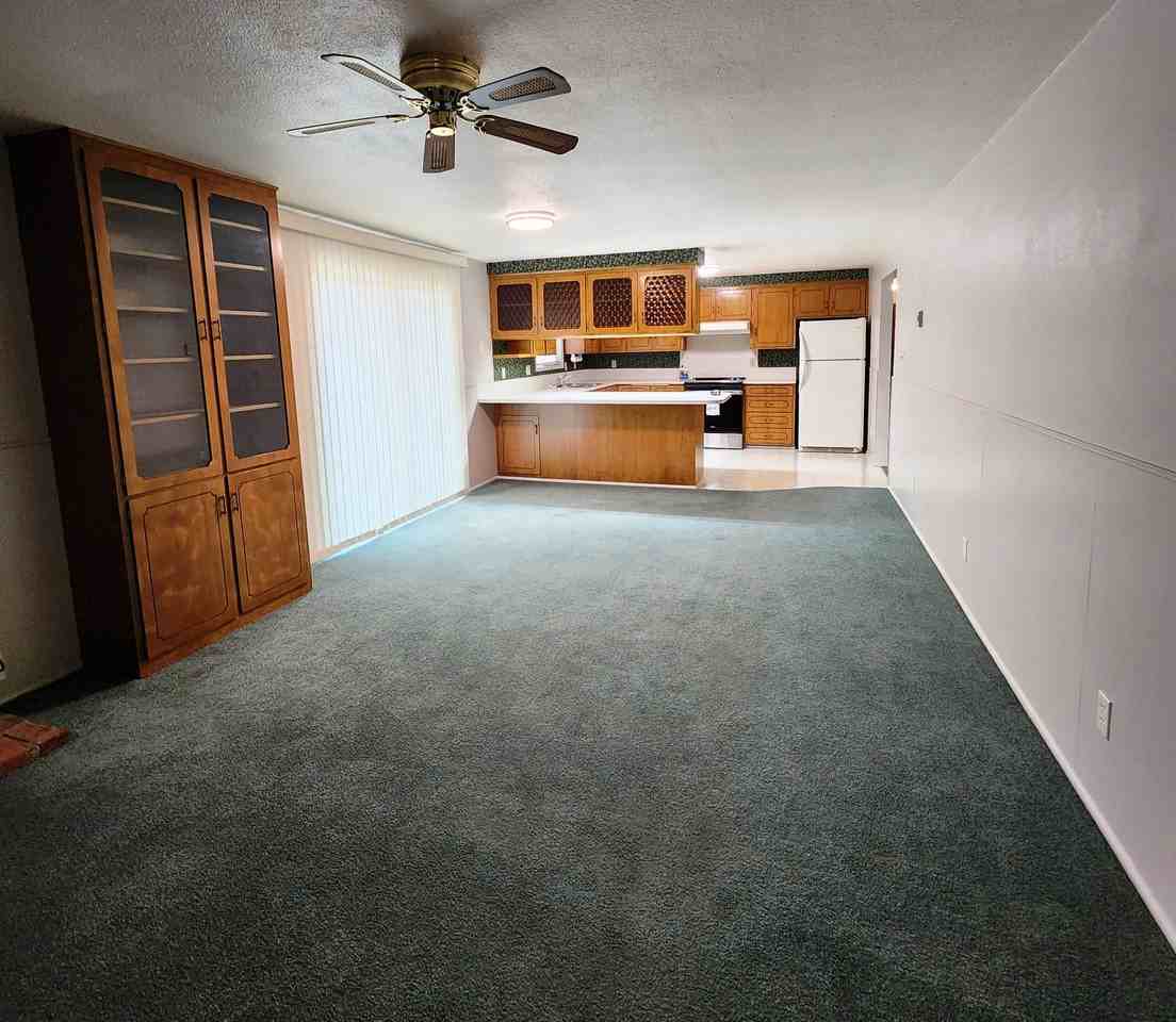 953 V St - Photo 4 of 19