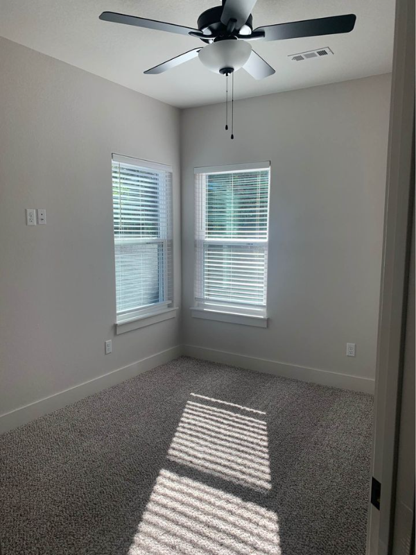 119 N Washington Ave - Photo 7 of 13