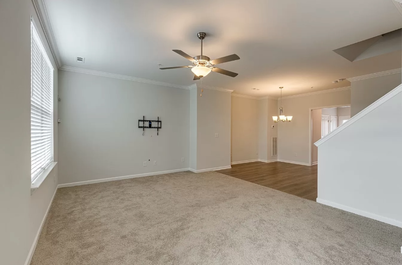 204 Kinsale Dr - Photo 6 of 38