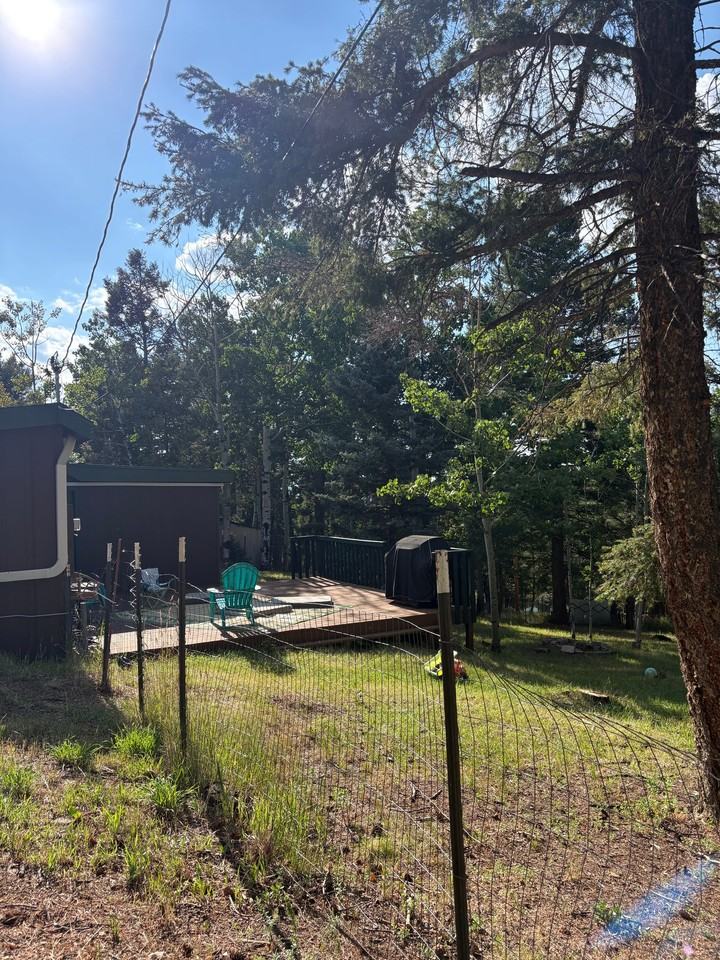 53 Iris Rd - Photo 2 of 22
