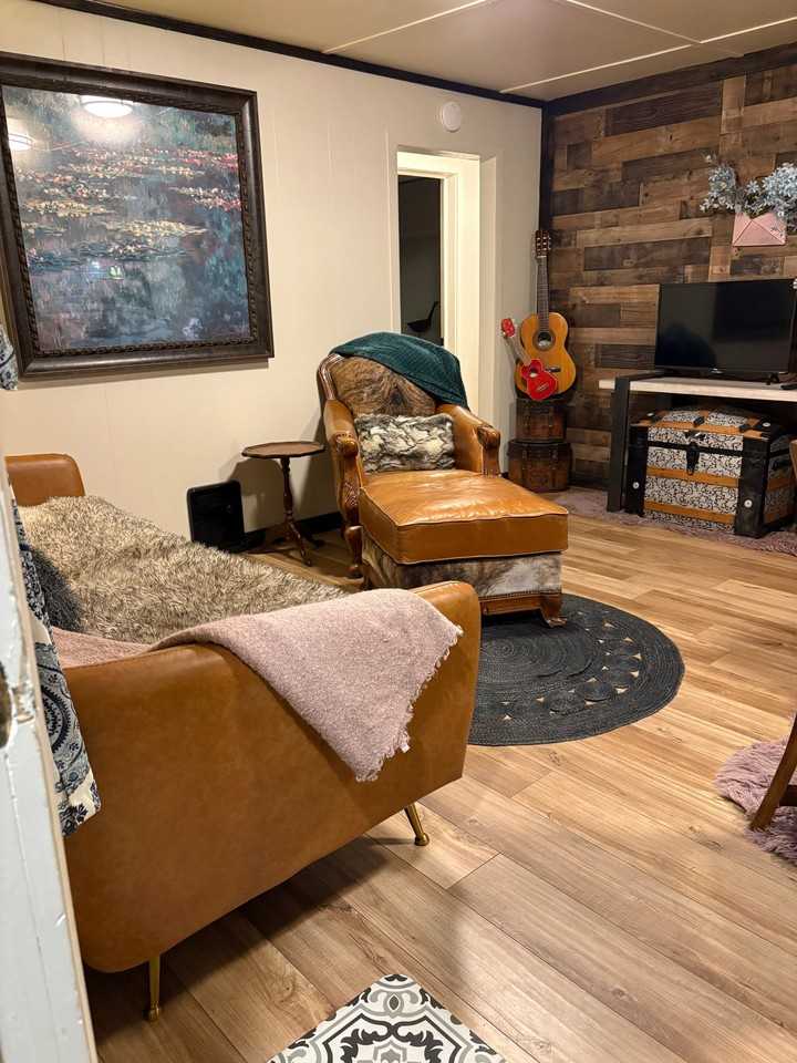 53 Iris Rd - Photo 5 of 22