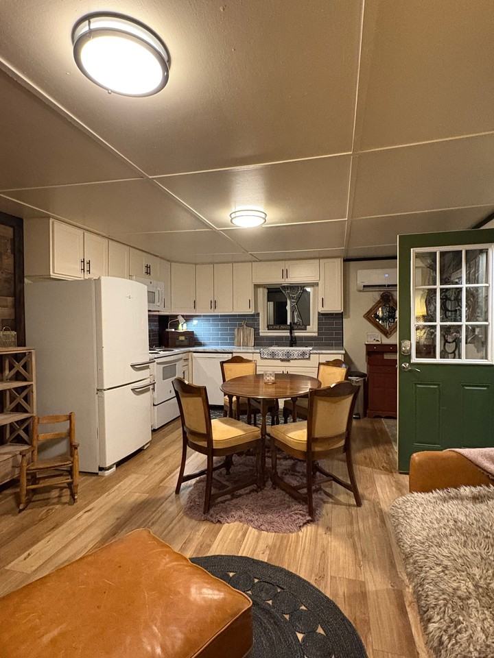 53 Iris Rd - Photo 6 of 22