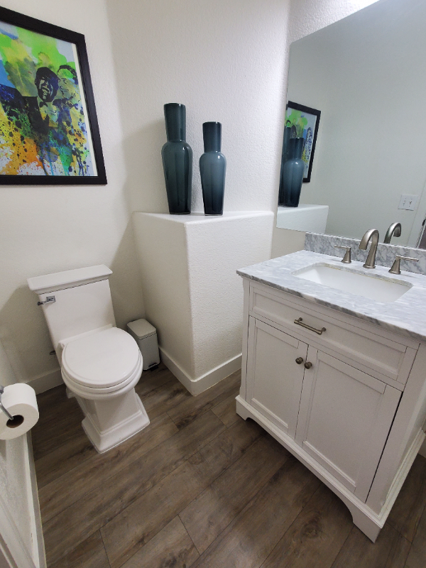 2273 Surrey Meadows Ave - Photo 6 of 40