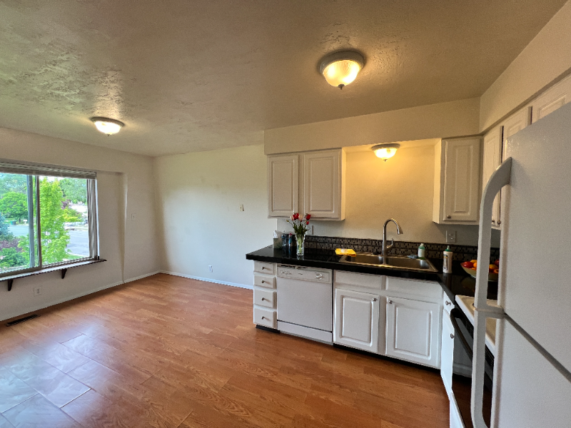4570 Southeast #12B - Photo 3 of 9
