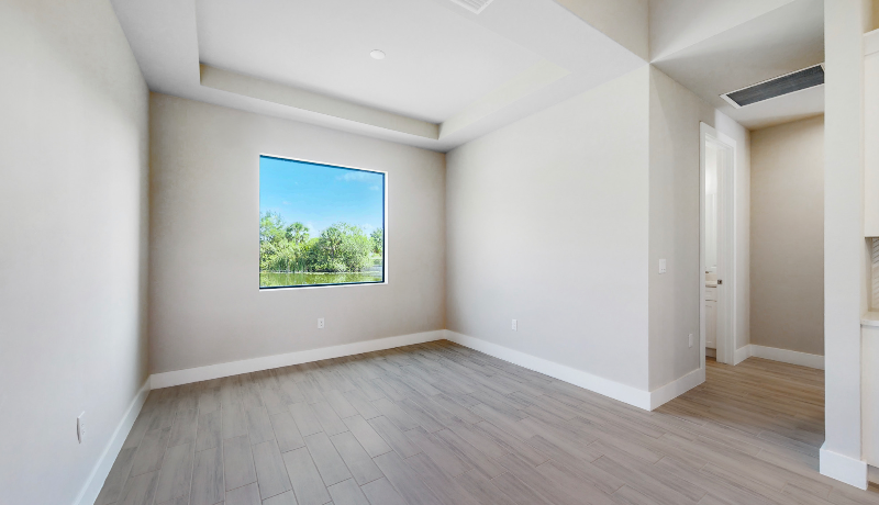 3243 Ne 8th Pl - Photo 7 of 16