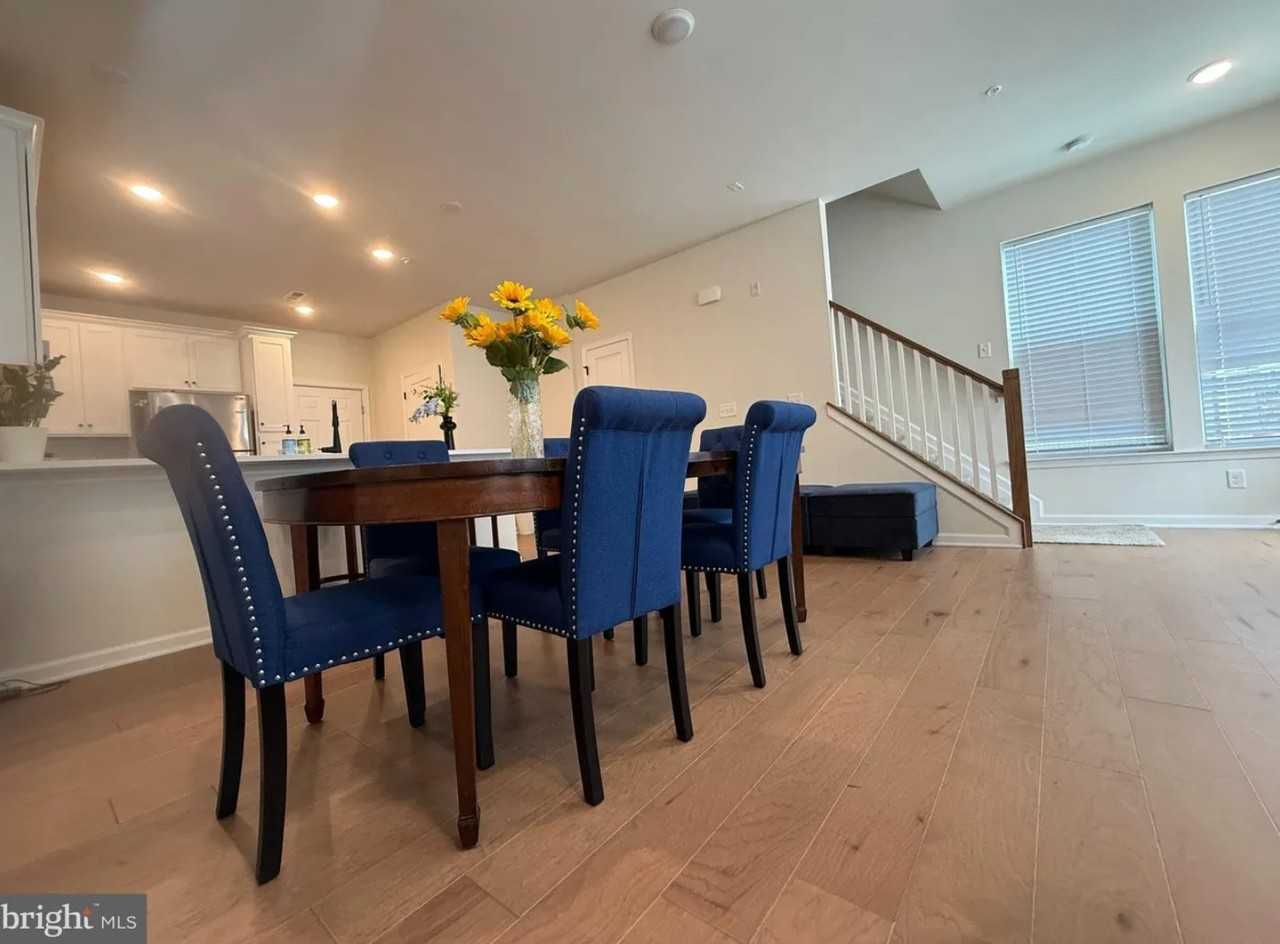 701 Parker Blvd - Photo 3 of 12