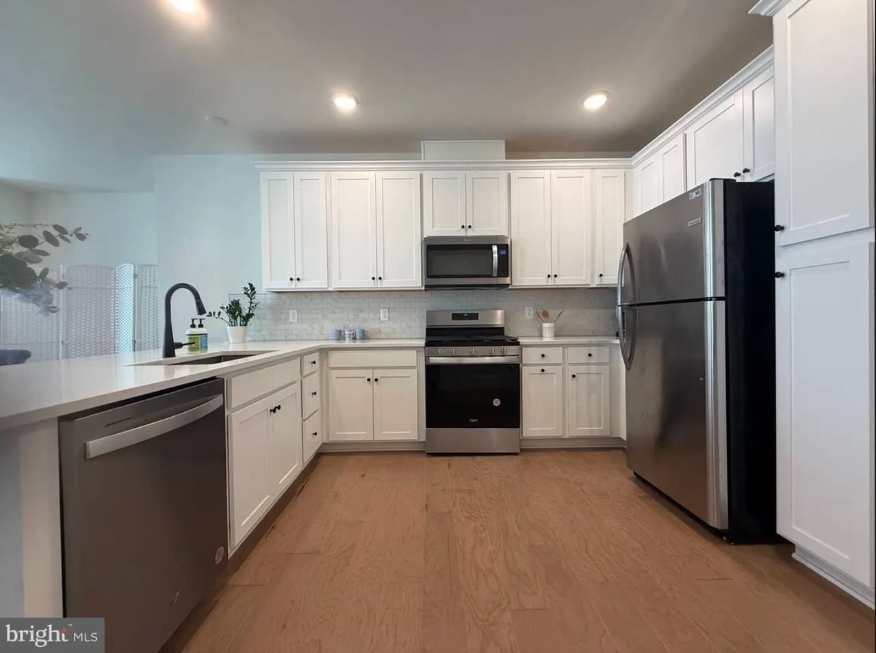 701 Parker Blvd - Photo 4 of 12