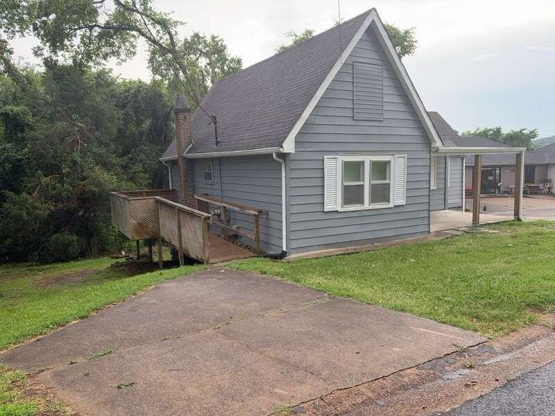26 Barker St - Photo 2 of 10