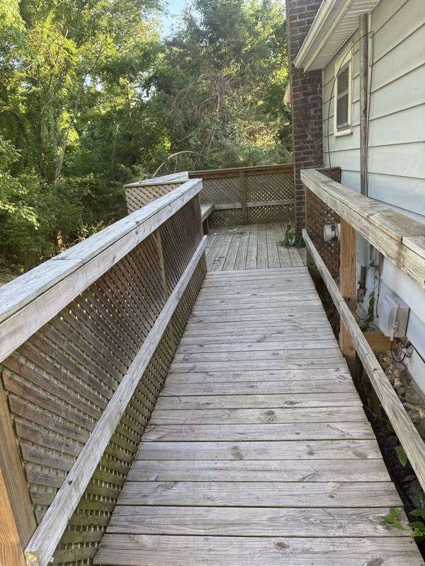 26 Barker St - Photo 4 of 10