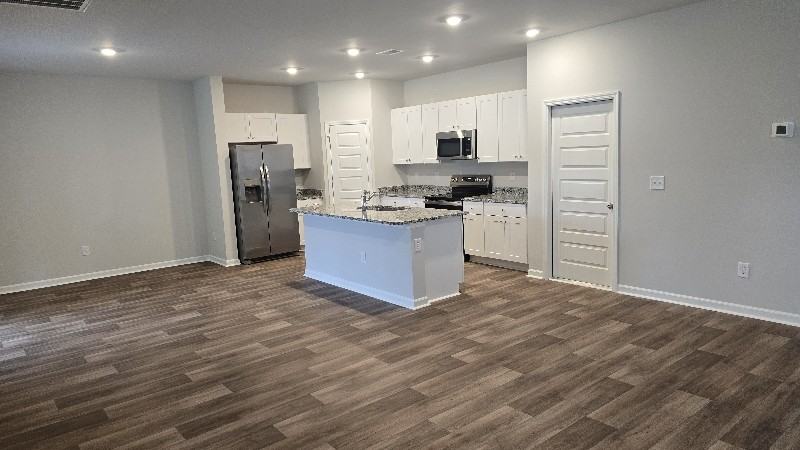 213 Ladyfish Loop Nw - Photo 5 of 27