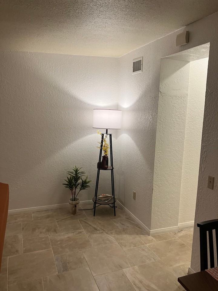 21B Del Mar Ave #B - Photo 5 of 23