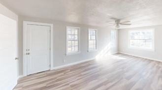 1109 1/2 W Beech Ave - Photo 1 of 1