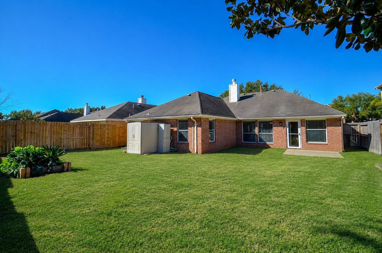 11515 Mill Bridge Ct - Photo 2 of 8