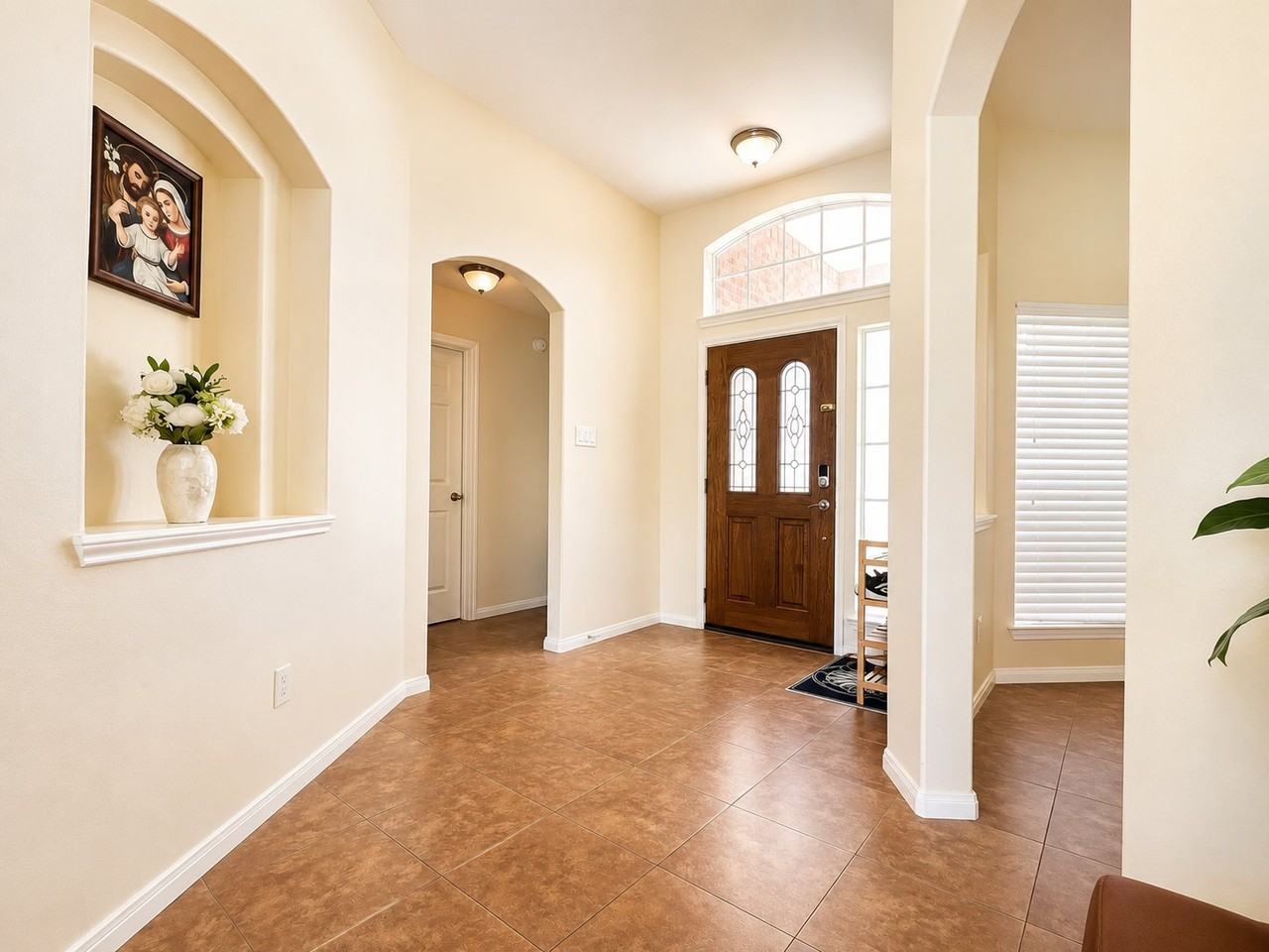 11515 Mill Bridge Ct - Photo 3 of 8
