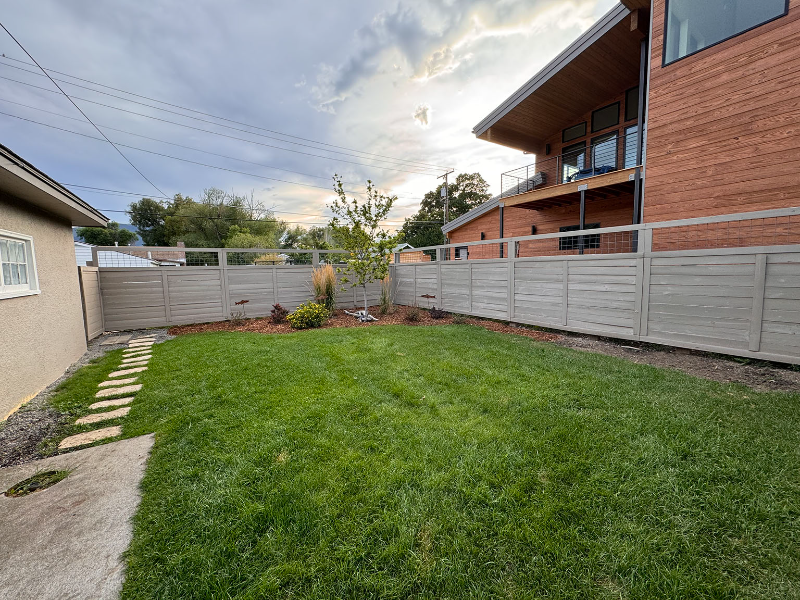 426 S 9th St - Photo 3 of 17