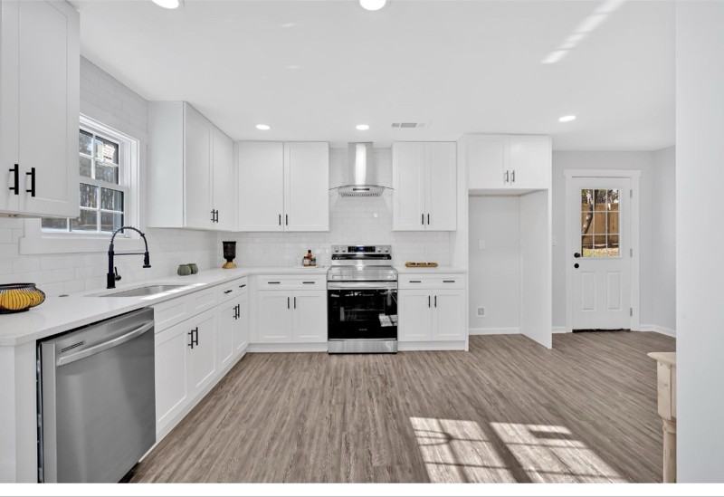 1766 Blossom Ln - Photo 6 of 13