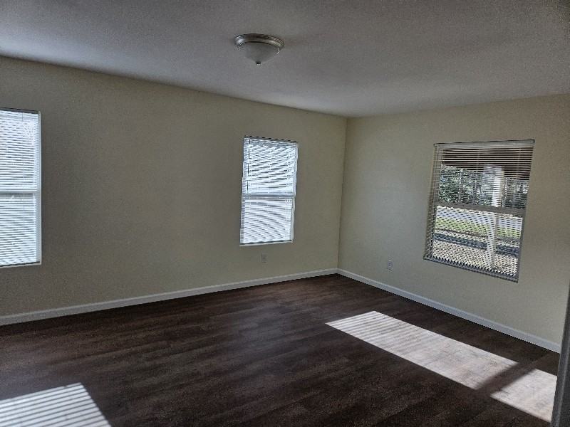 302 N Main St - Photo 6 of 22