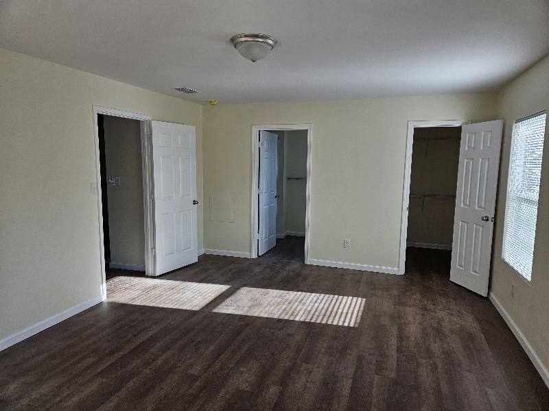 302 N Main St - Photo 7 of 22