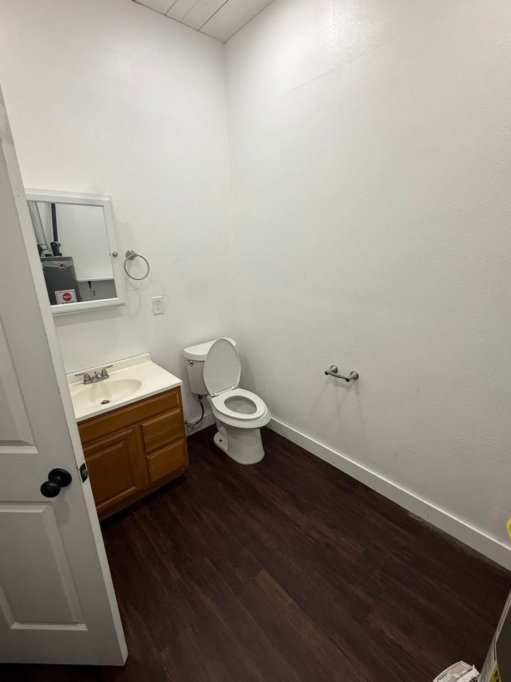 431 Diane Dr - Photo 3 of 13