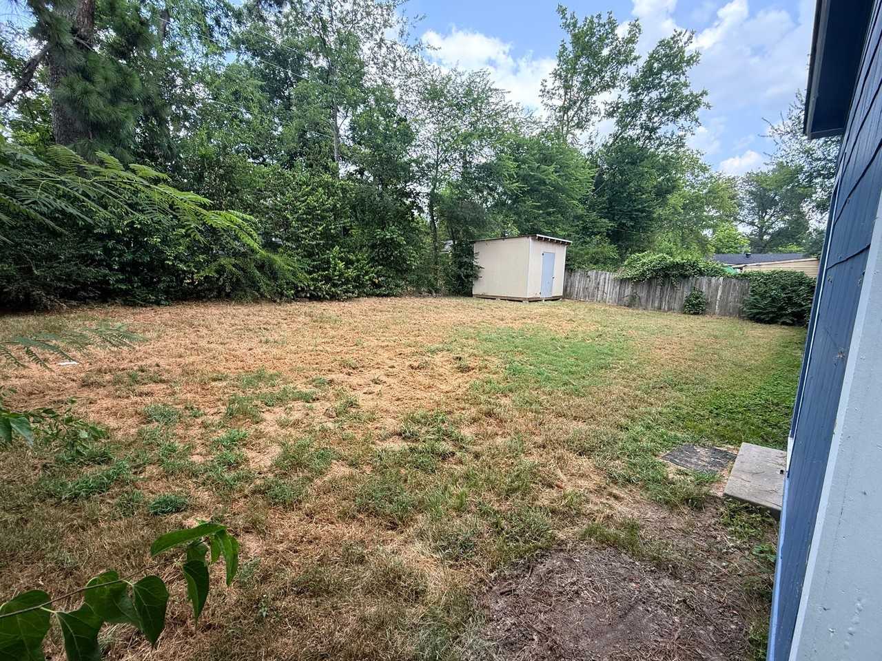 431 Diane Dr - Photo 4 of 13