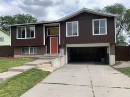 featured image of 798 E Scirlein Dr