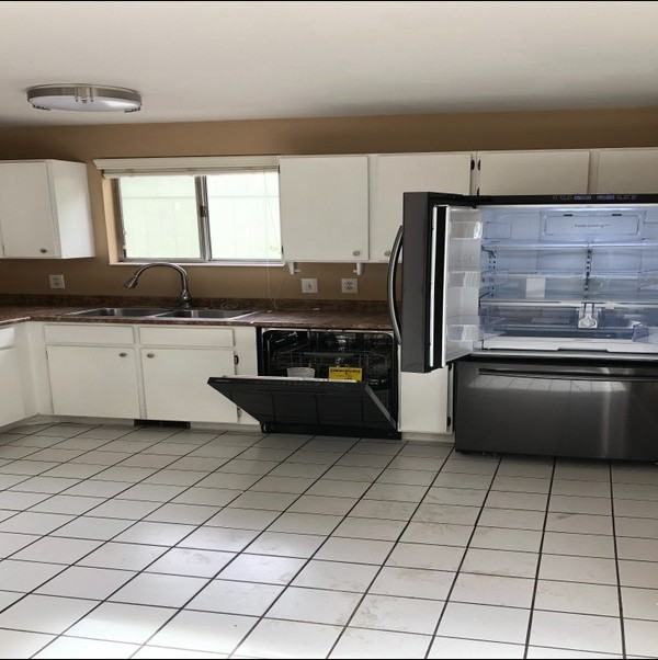 798 E Scirlein Dr - Photo 2 of 17