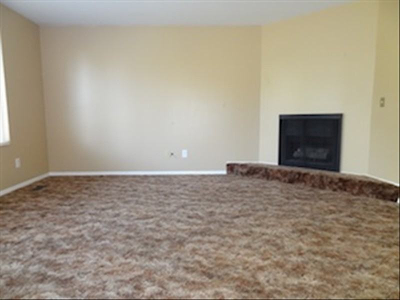 798 E Scirlein Dr - Photo 6 of 17