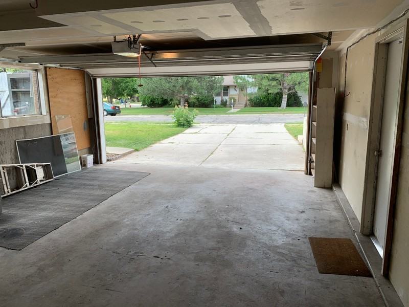 798 E Scirlein Dr - Photo 7 of 17