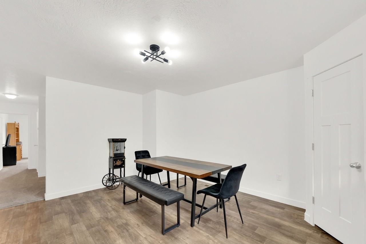 4196 W High Gallery Ct - Photo 3 of 17