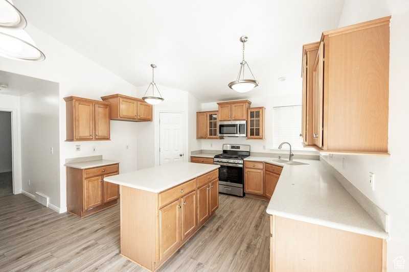 3615 W Plymouth Rock Cv - Photo 4 of 9