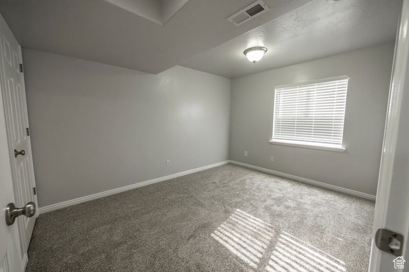 3615 W Plymouth Rock Cv - Photo 6 of 9