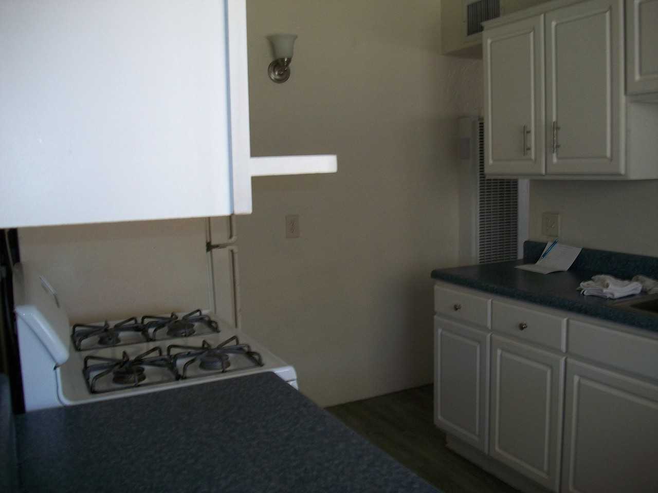 3744 E 23rd St - Photo 5 of 18