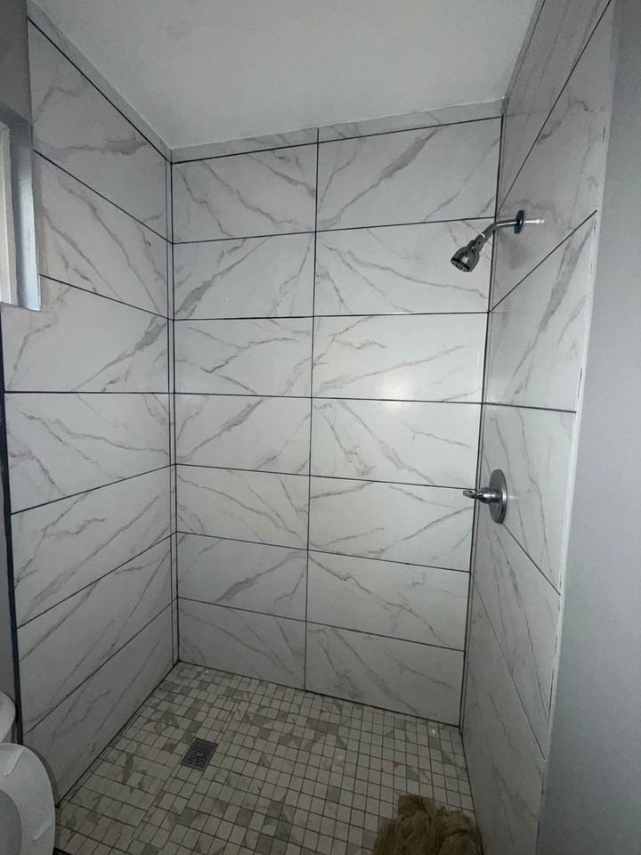 12310 Thorson Ave - Photo 5 of 7