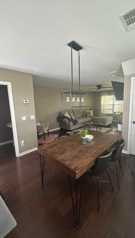 302 Mapleton Aly - Photo 2 of 20