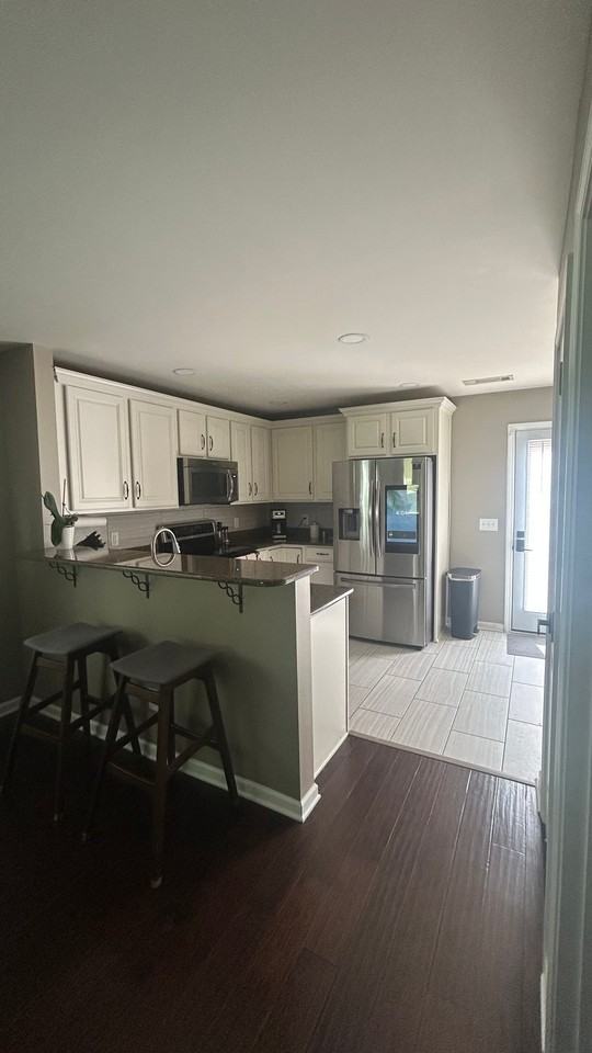 302 Mapleton Aly - Photo 4 of 20