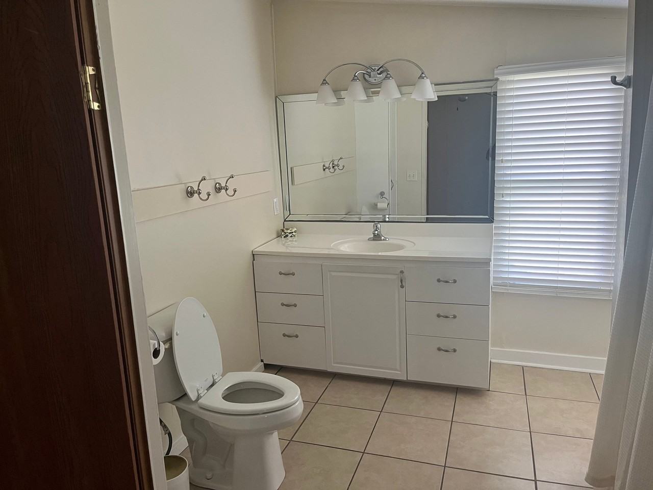 8517 Edwards Rd - Photo 5 of 6