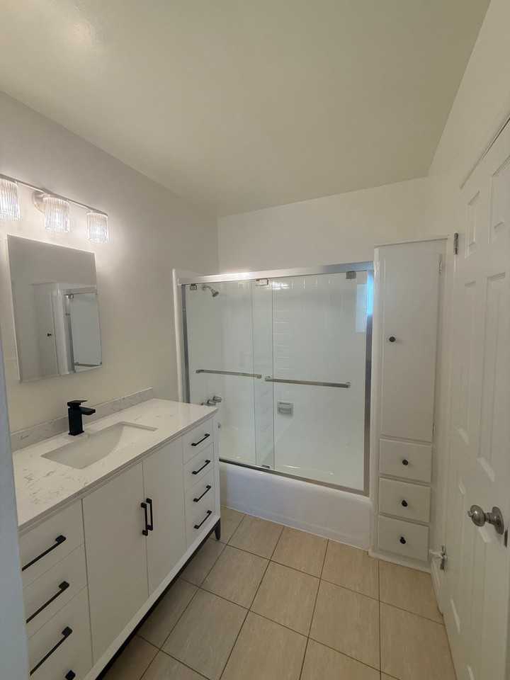 1661 W 219th St #3 - Photo 2 of 7