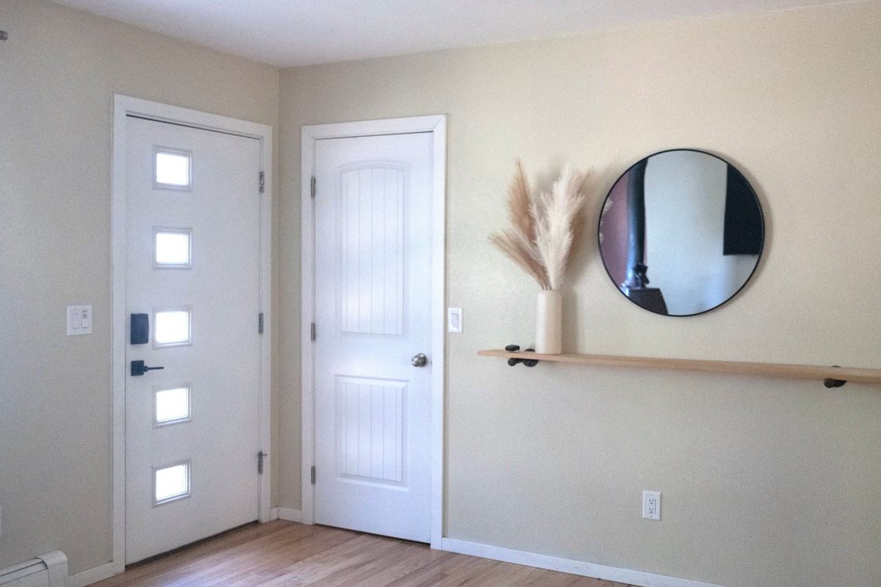 2711 W 84th Ave - Photo 2 of 16