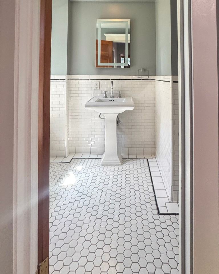 2649 Sichel St #1 - Photo 4 of 18