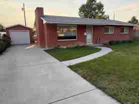 3285 Ne - Photo 1 of 1