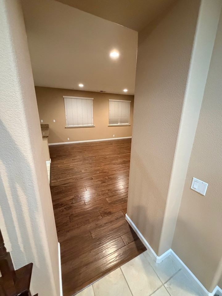4025 St Remy Ct - Photo 5 of 21