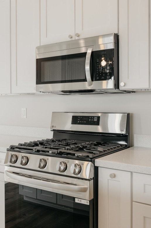 688 E St #109 - Photo 5 of 11