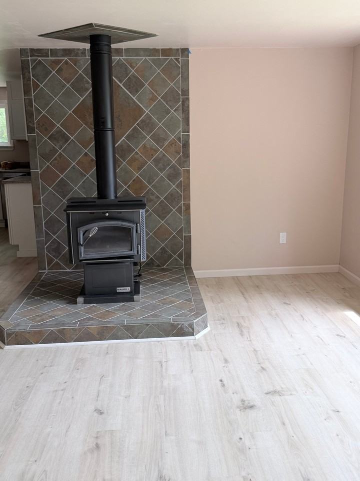 4008 Cardinal Ln - Photo 3 of 18
