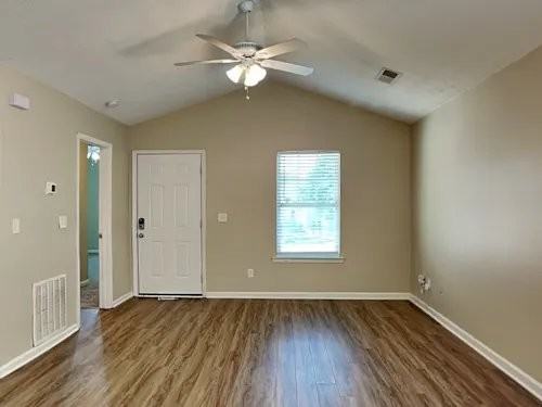 410 Autumn Lake Ct - Photo 2 of 11