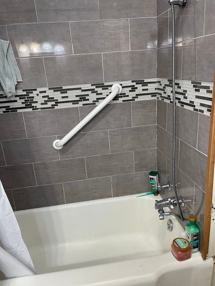 1229 Brownsville Rd #2LEFT - Photo 5 of 6