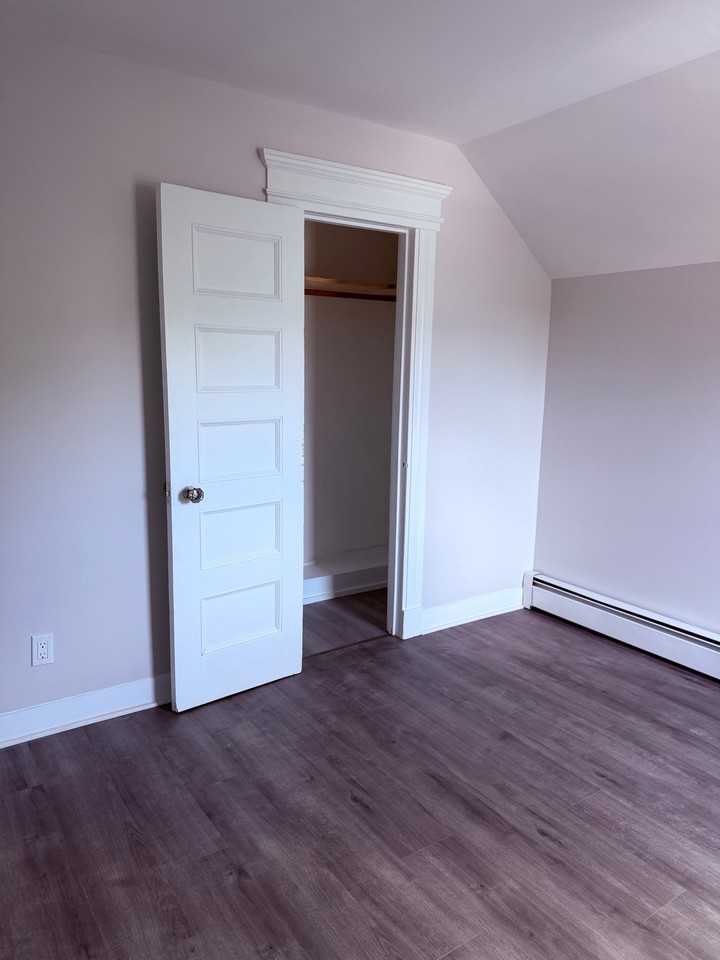 510 Whalley Ave #3rd - Photo 6 of 7