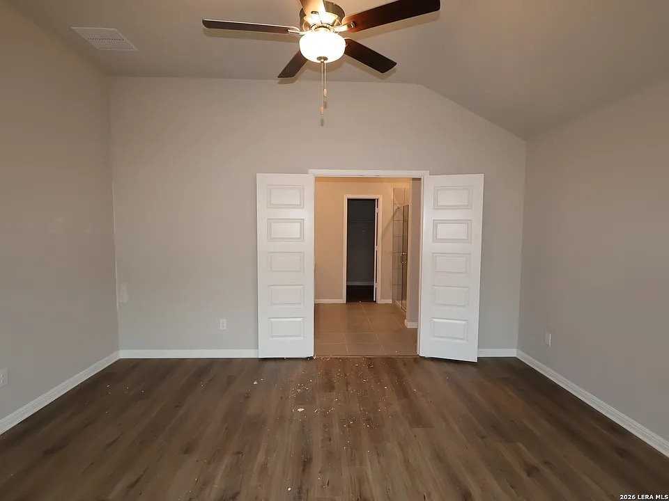 6228 Medina Oasis - Photo 4 of 15