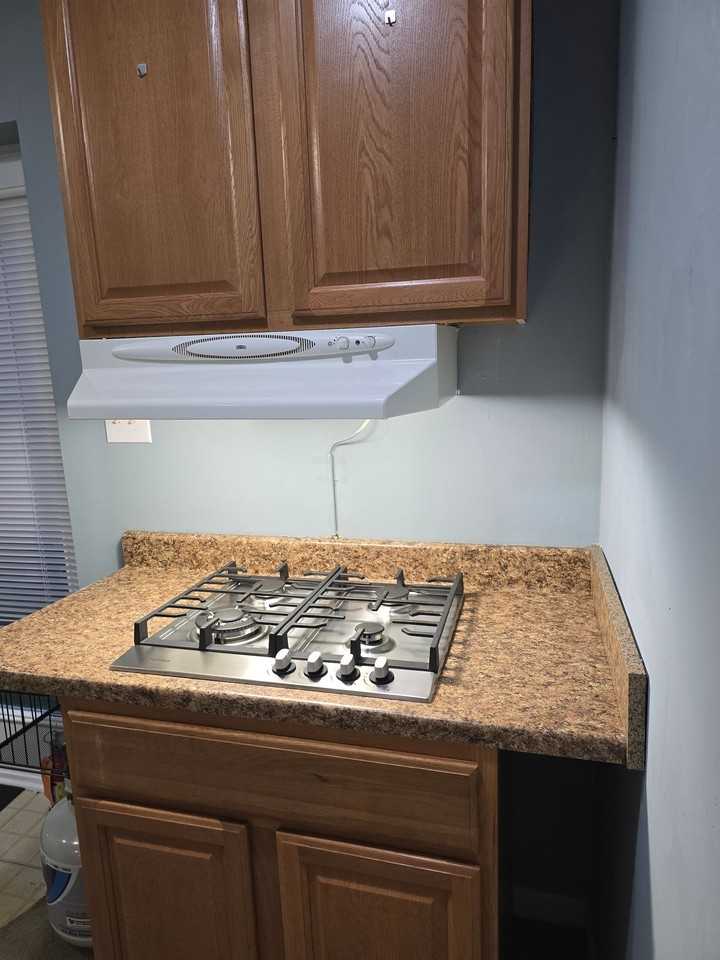 16088 Olmstead Ln - Photo 4 of 7