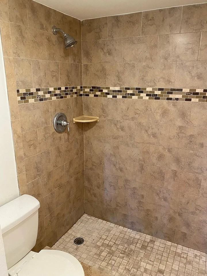 21900 Lake Forest Cir #104 - Photo 7 of 19
